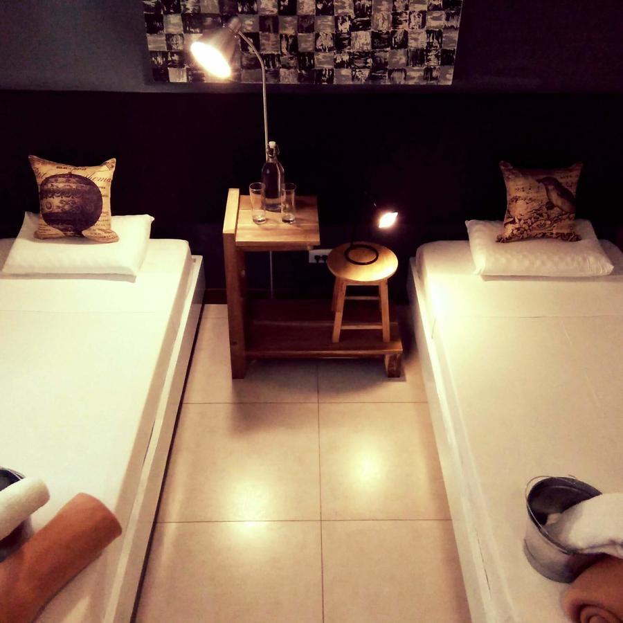 Coron Villa 外观 照片